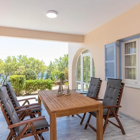 Seashore Ii Apartment